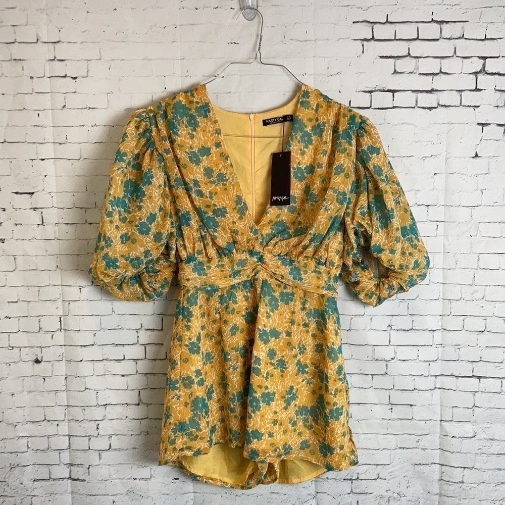 Nasty Gal NWT Romper Floral Chiffon V Neck Puff Sleeve Playsuit Sz 6 Vacation - Picture 3 of 16